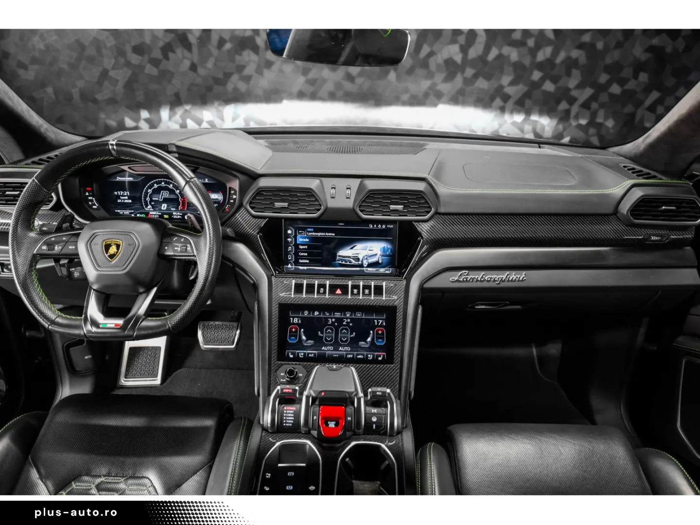 LAMBORGHINI Urus V8 - NERO HELENE - AKRAPOVIC