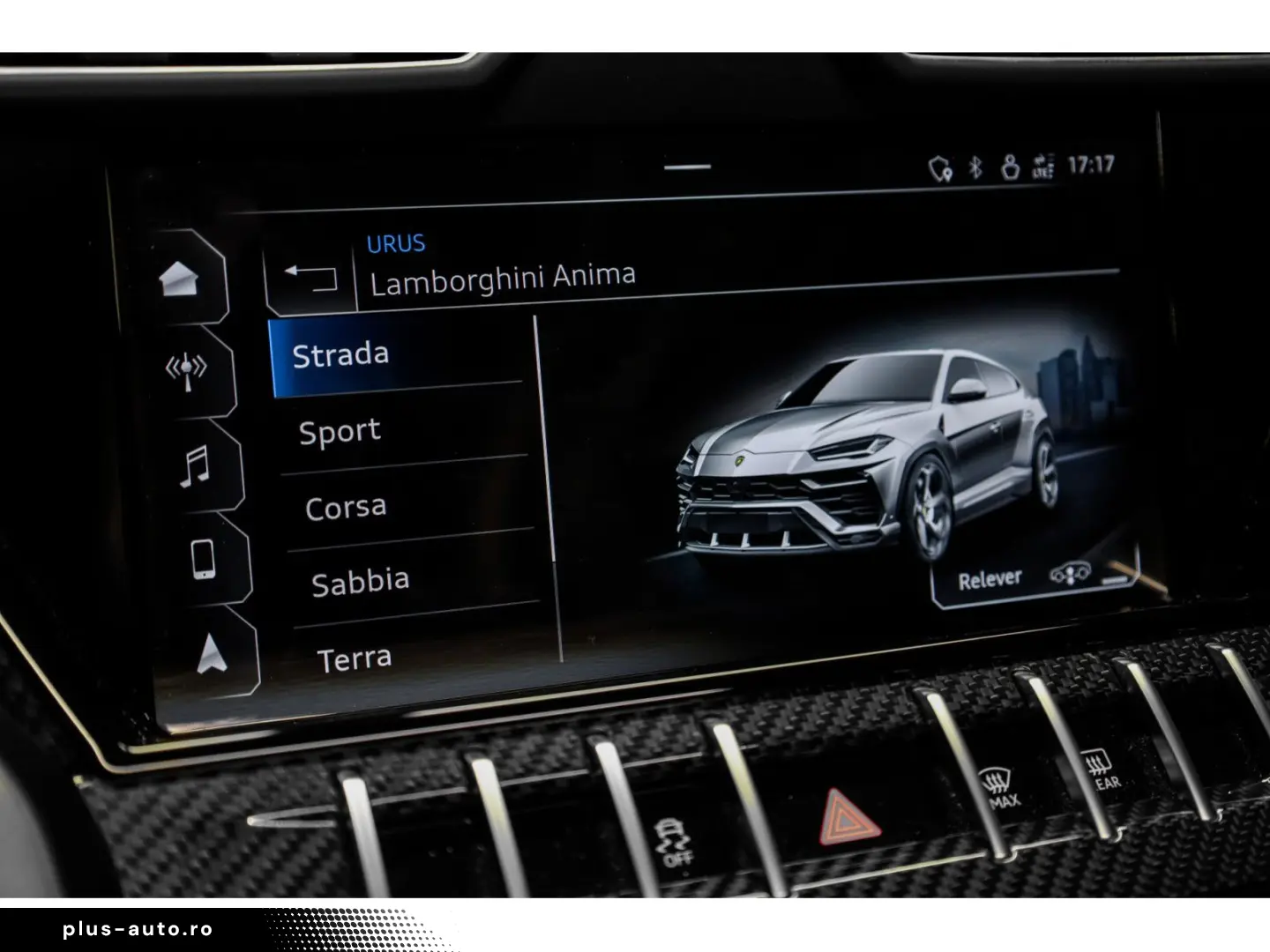 LAMBORGHINI Urus V8 - NERO HELENE - AKRAPOVIC