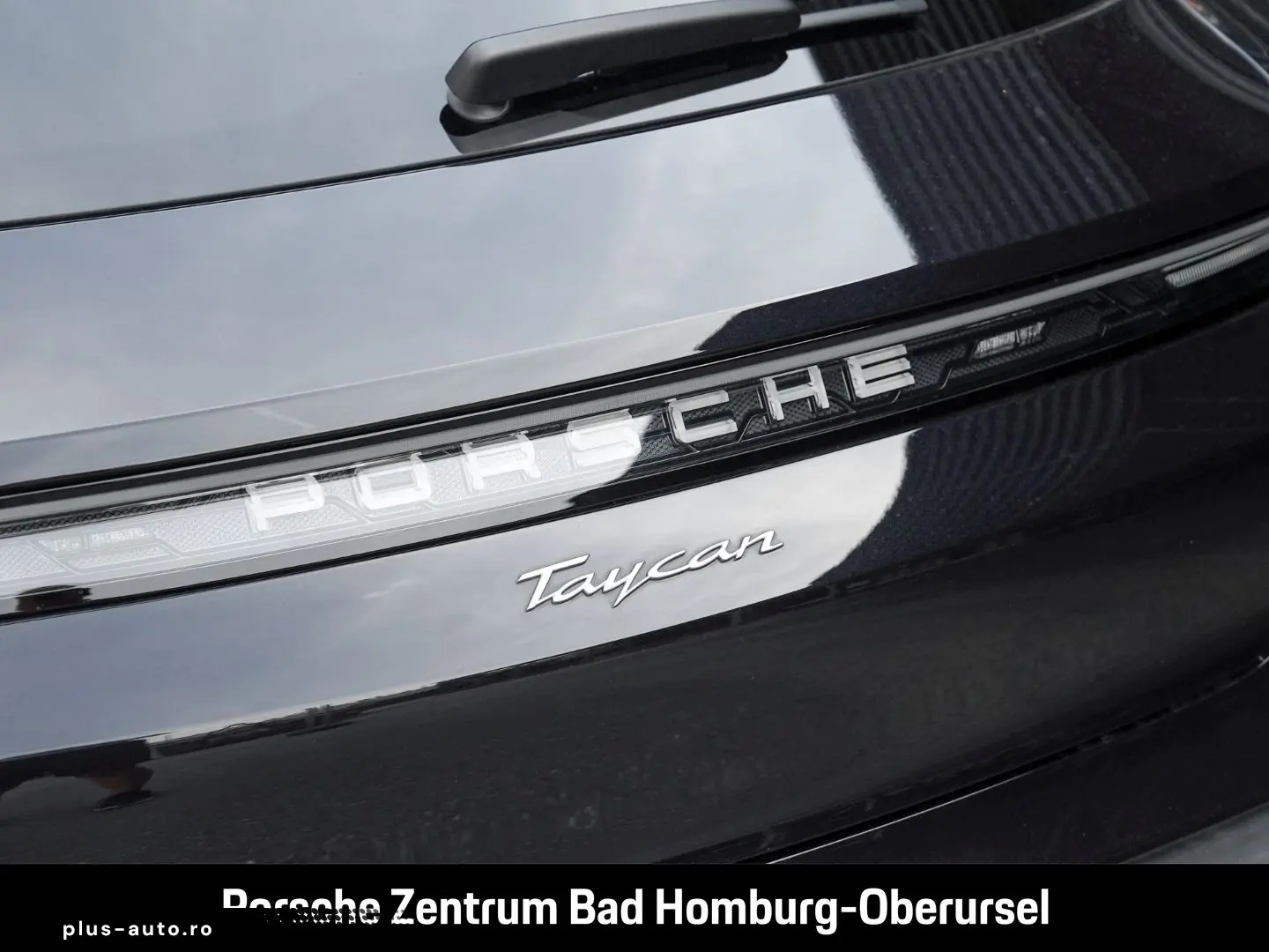 PORSCHE Taycan Sport Turismo BOSE Performancebatterie