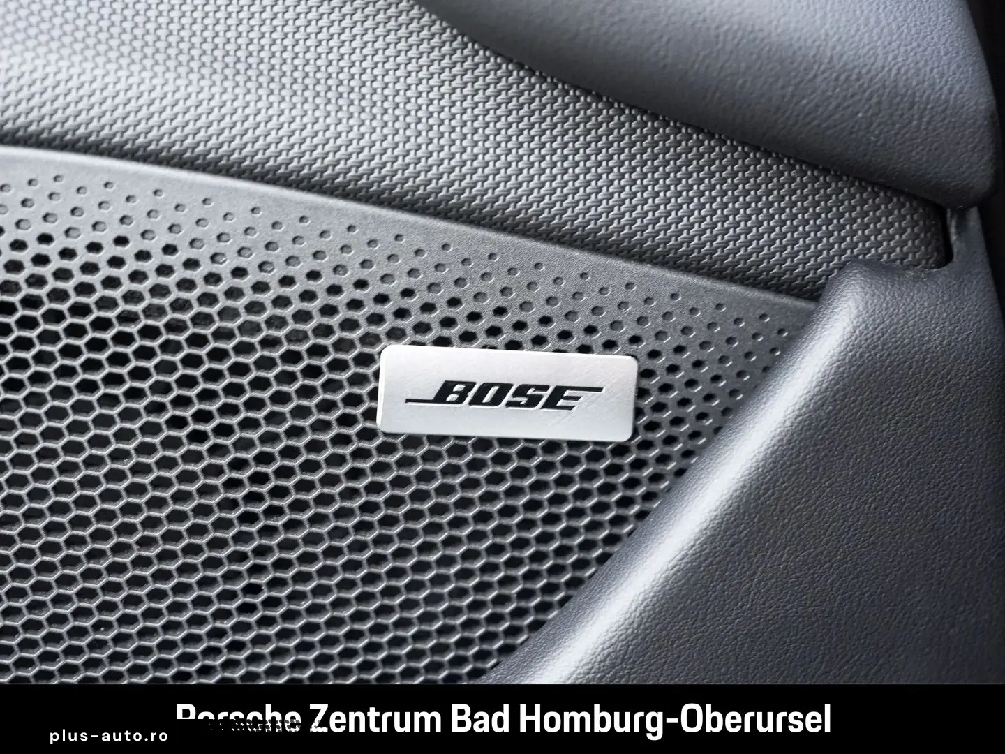 PORSCHE Taycan Sport Turismo BOSE Performancebatterie
