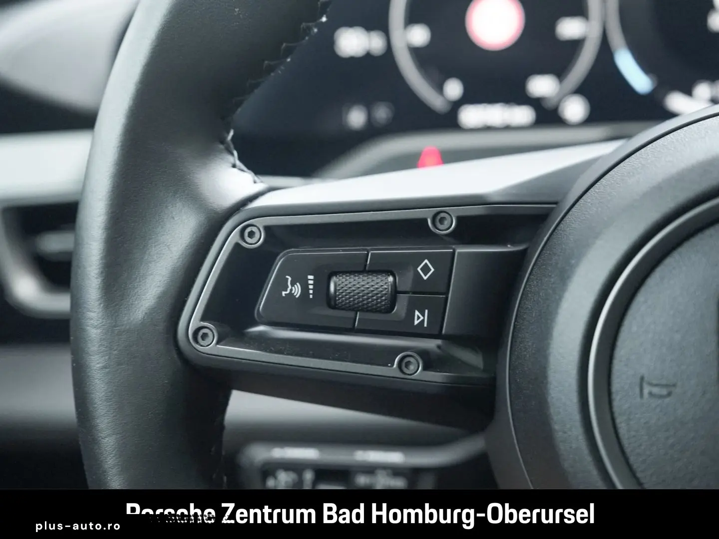 PORSCHE Taycan Sport Turismo BOSE Performancebatterie