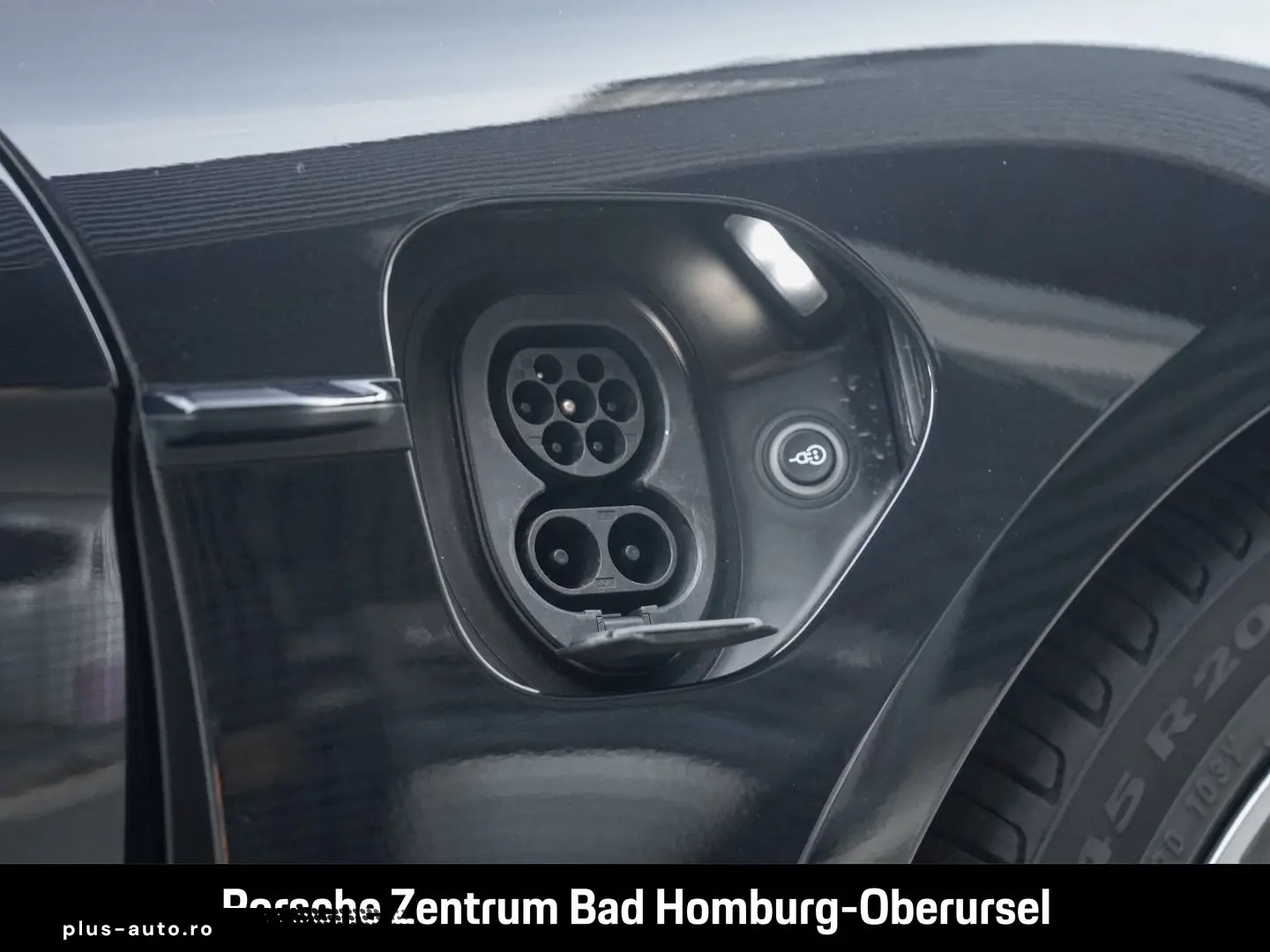 PORSCHE Taycan Sport Turismo BOSE Performancebatterie