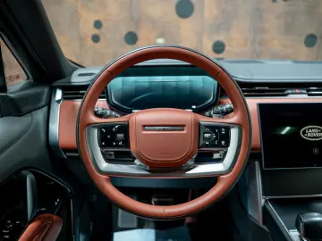 LAND ROVER Range Rover 4.4 P615 SV Massage Anhängerkup Kühl