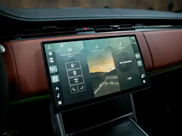 LAND ROVER Range Rover 4.4 P615 SV Massage Anhängerkup Kühl