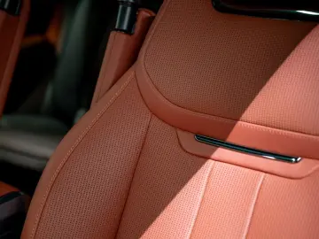 LAND ROVER Range Rover 4.4 P615 SV Massage Anhängerkup Kühl