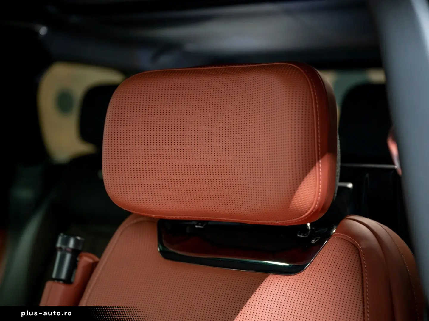 LAND ROVER Range Rover 4.4 P615 SV Massage Anhängerkup Kühl