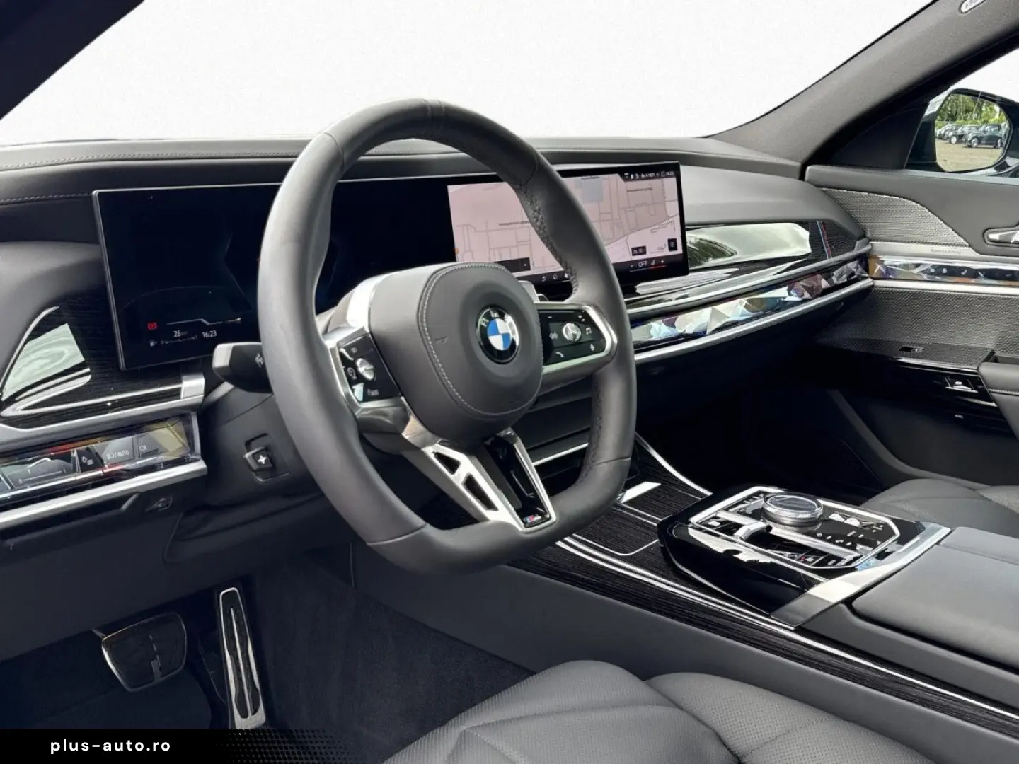 BMW 740d xDr M SPORT SkyL AHK StHz HUD PAPro DAPro