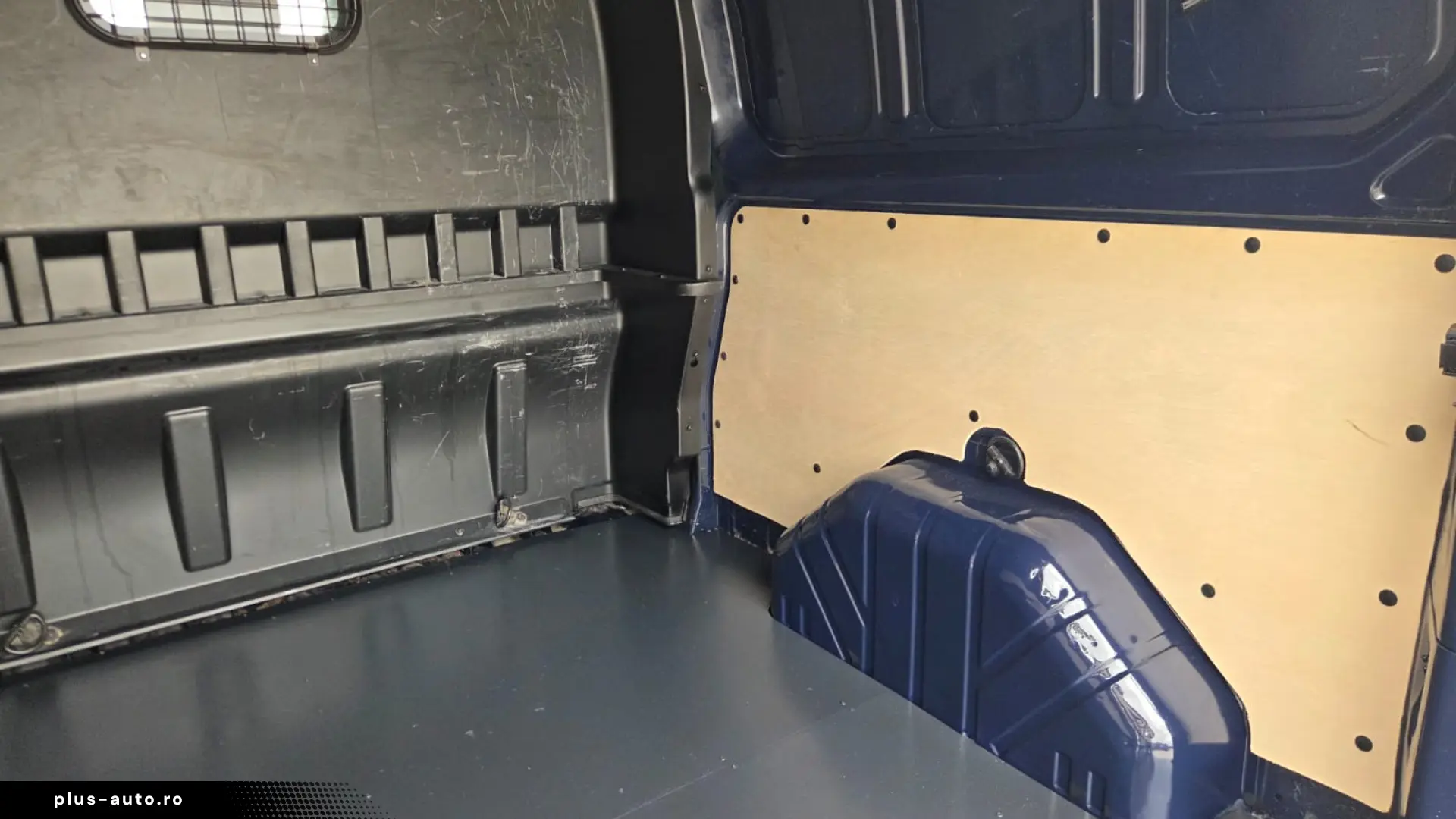 FORD TRANSIT CUSTOM DOKA 6 LOCURI DUBA MIXT