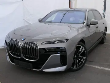 BMW 740 d xDrive M Sport 21  Skylounge