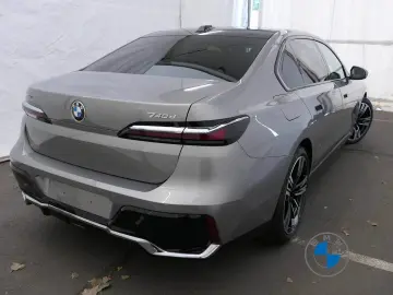 BMW 740 d xDrive M Sport 21  Skylounge