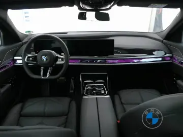 BMW 740 d xDrive M Sport 21  Skylounge