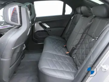BMW 740 d xDrive M Sport 21  Skylounge
