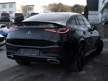 MERCEDES-BENZ GLC 200 4M Coupé AMG-Sport Pano Burm AHK Night