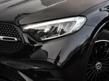 MERCEDES-BENZ GLC 200 4M Coupé AMG-Sport Pano Burm AHK Night