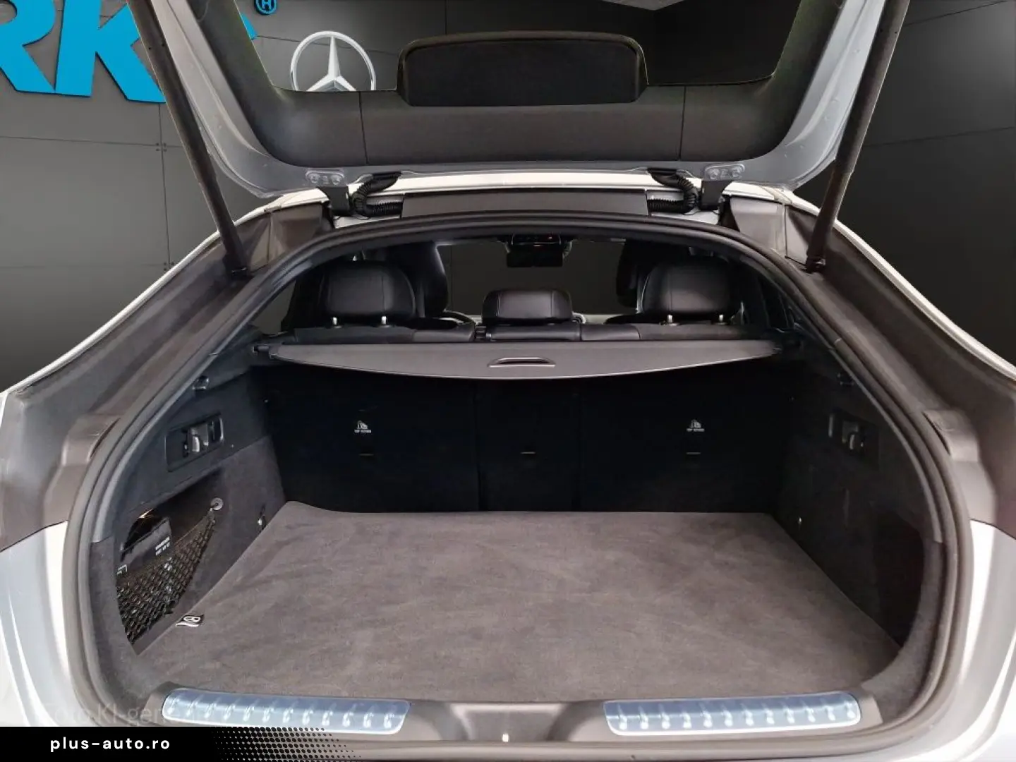 MERCEDES-BENZ GLC 200 4M Coupé AMG NIGHT PANORMA DIS&hellip;