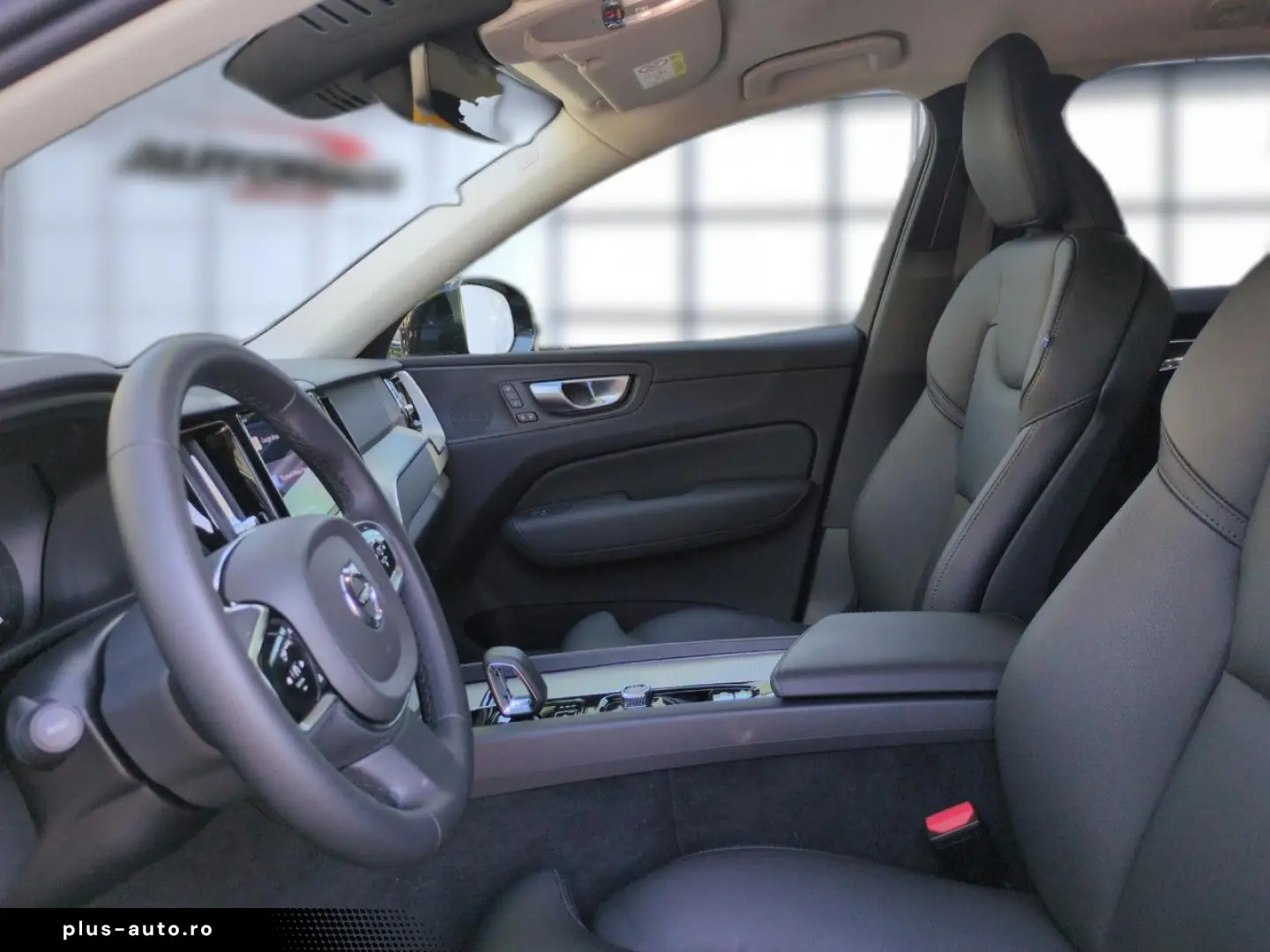 VOLVO XC 60 Plus Dark 2WD