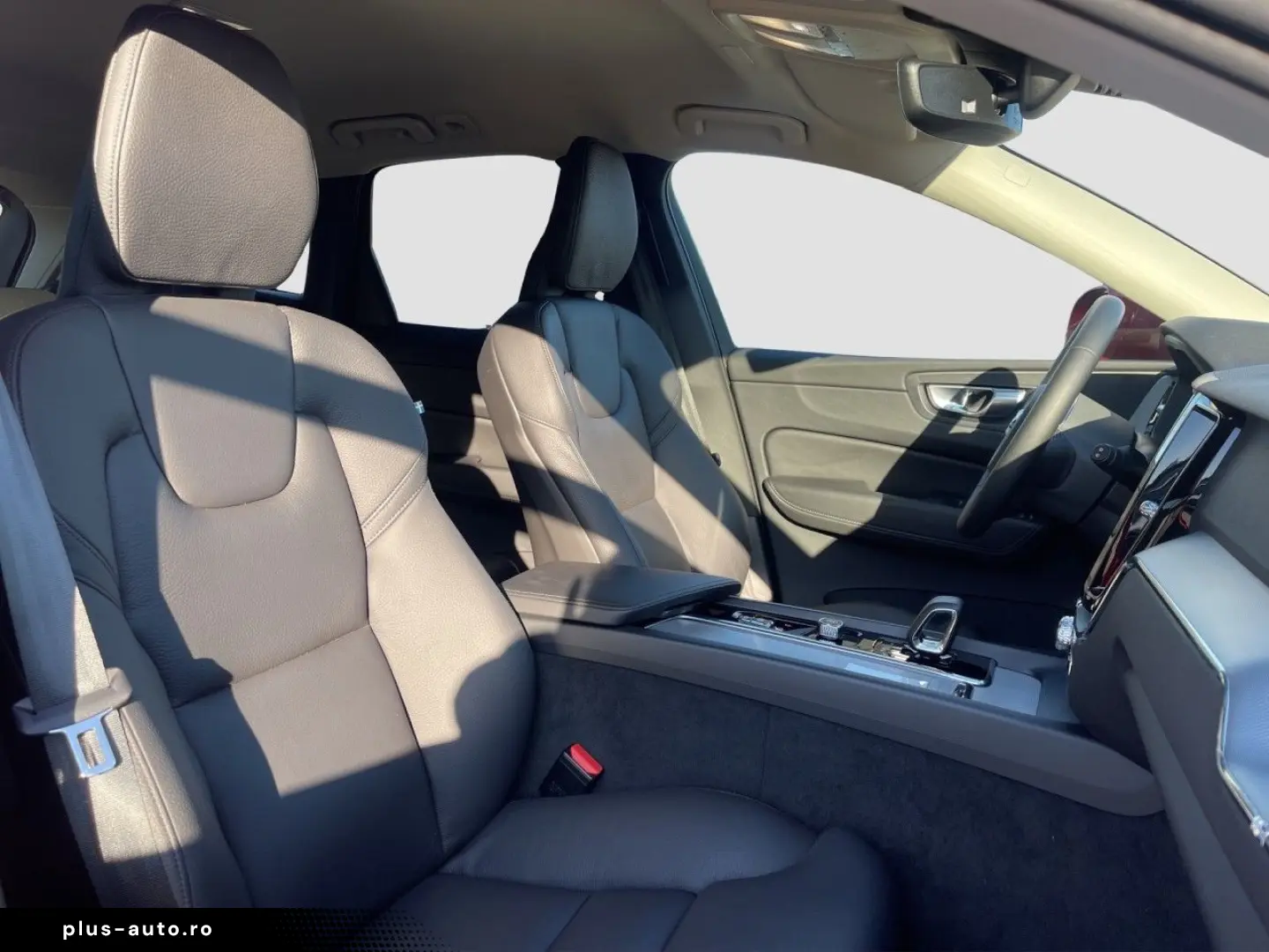 VOLVO XC60 B4 Core Leder Navi LED BLIS 4xSHZ hzb.LK