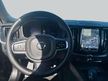 VOLVO XC60 B5 AWD Aut Pilot BLIS 19'' Kind…