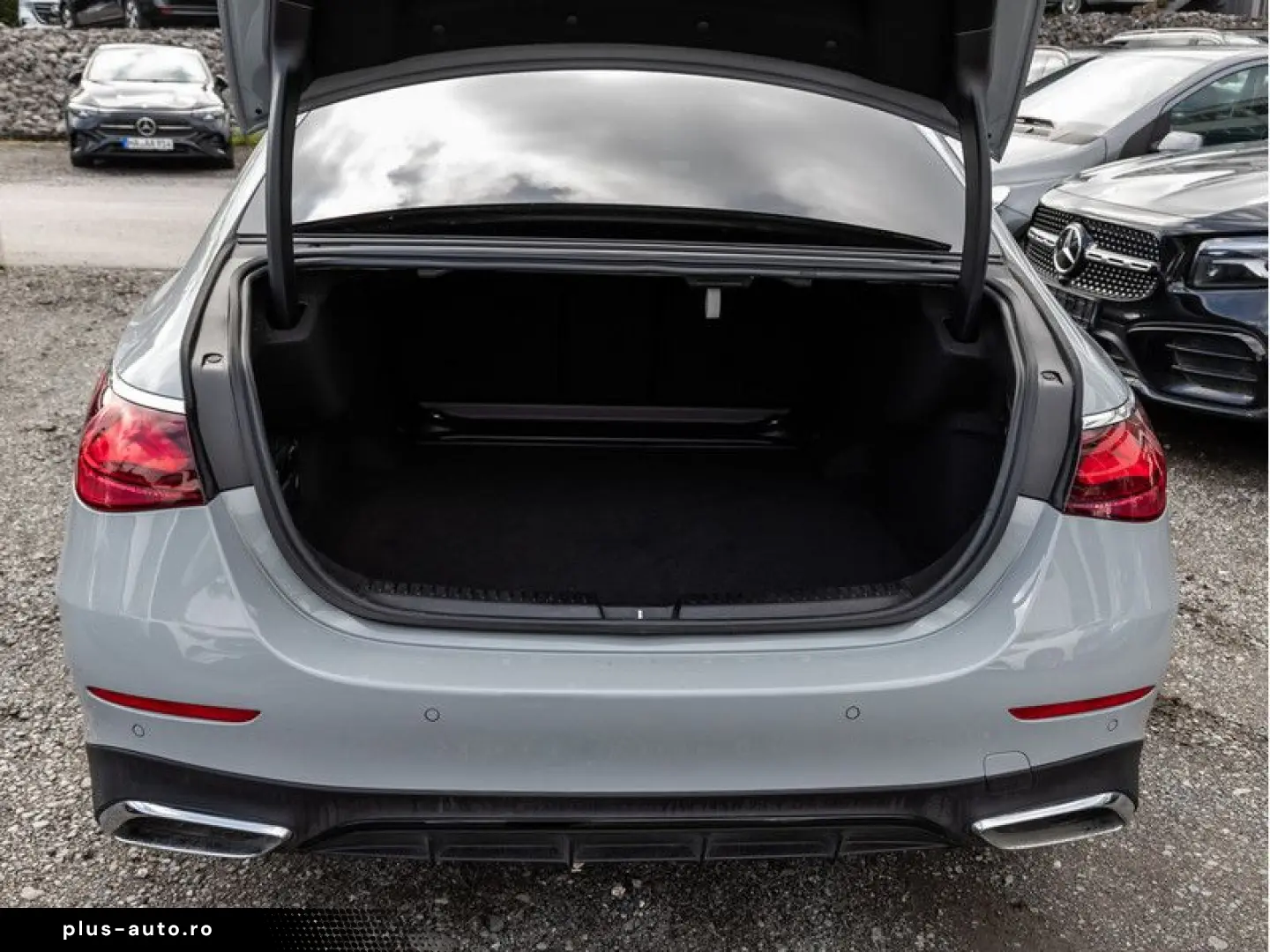 MERCEDES-BENZ E 220 d 4M AMG-Sport Super Pano AHK Di&hellip;