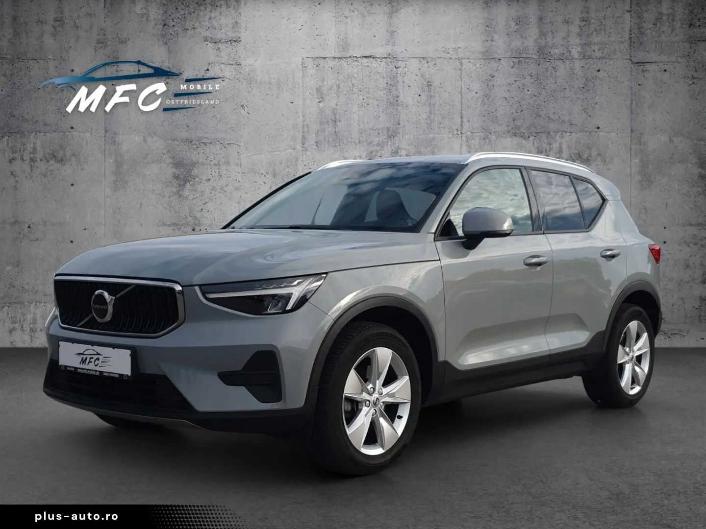 VOLVO XC40 Core WiPa AHK Assistenz-Paket LED