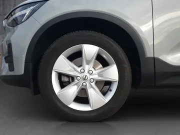 VOLVO XC40 Core WiPa AHK Assistenz-Paket LED