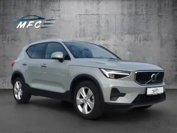 VOLVO XC40 Core WiPa AHK Assistenz-Paket LED