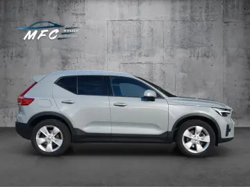 VOLVO XC40 Core WiPa AHK Assistenz-Paket LED