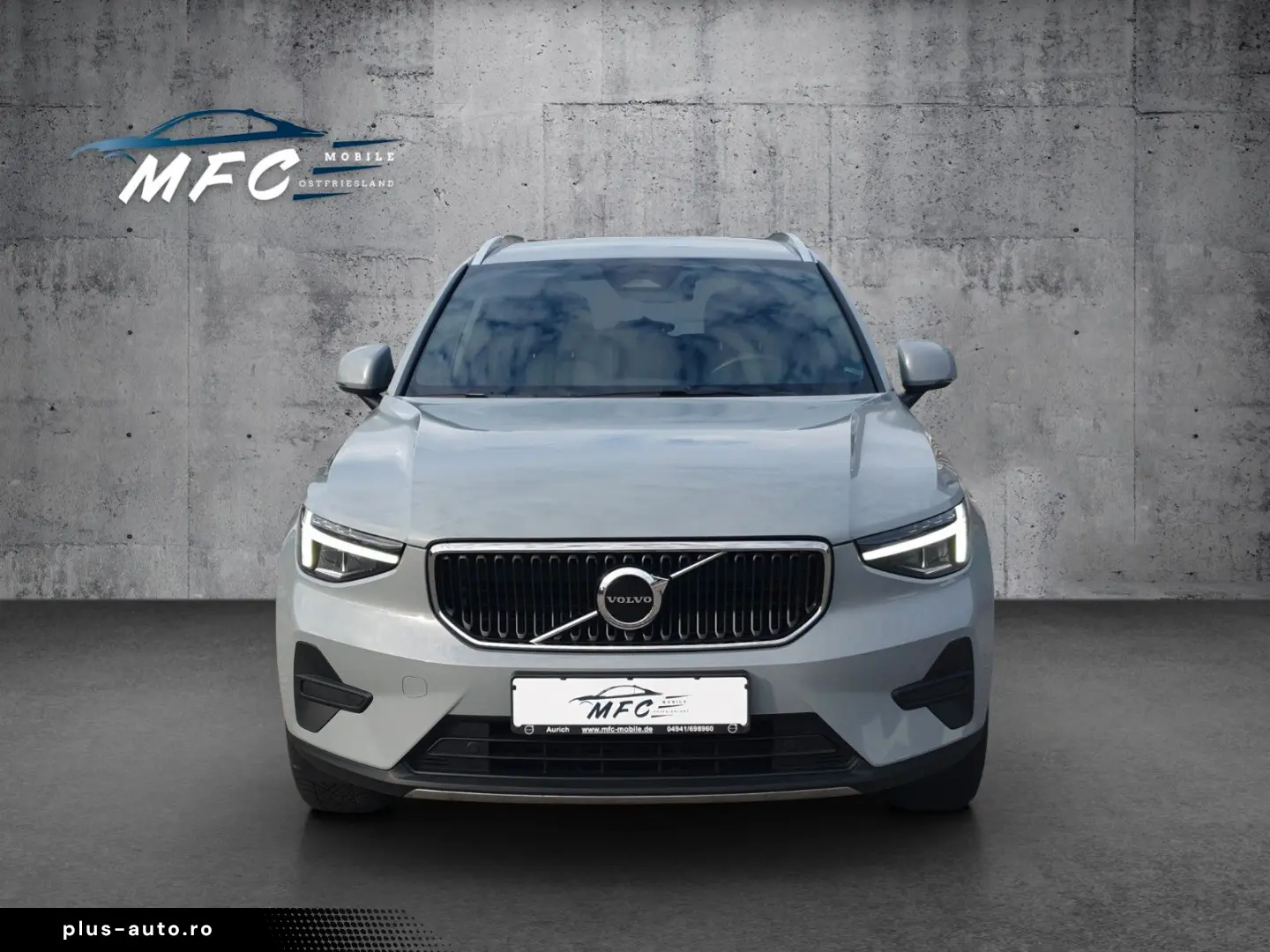 VOLVO XC40 Core WiPa AHK Assistenz-Paket LED