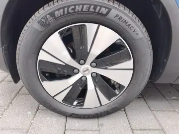 VOLVO XC40 B3 Core 2W Digitales Cockpit Soundsystem LE