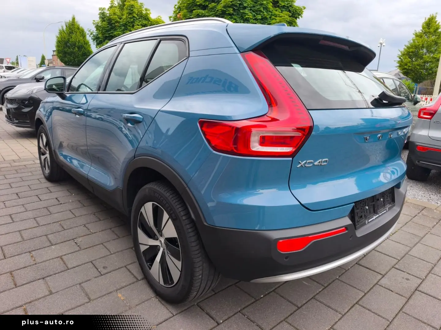 VOLVO XC40 B3 Core 2W Digitales Cockpit Soundsystem LE