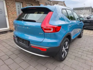 VOLVO XC40 B3 Core 2W Digitales Cockpit Soundsystem LE