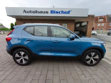 VOLVO XC40 B3 Core 2W Digitales Cockpit Soundsystem LE