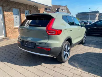 VOLVO XC40 B3 Core 2WD Leder Digitales Cockpit Soundsy