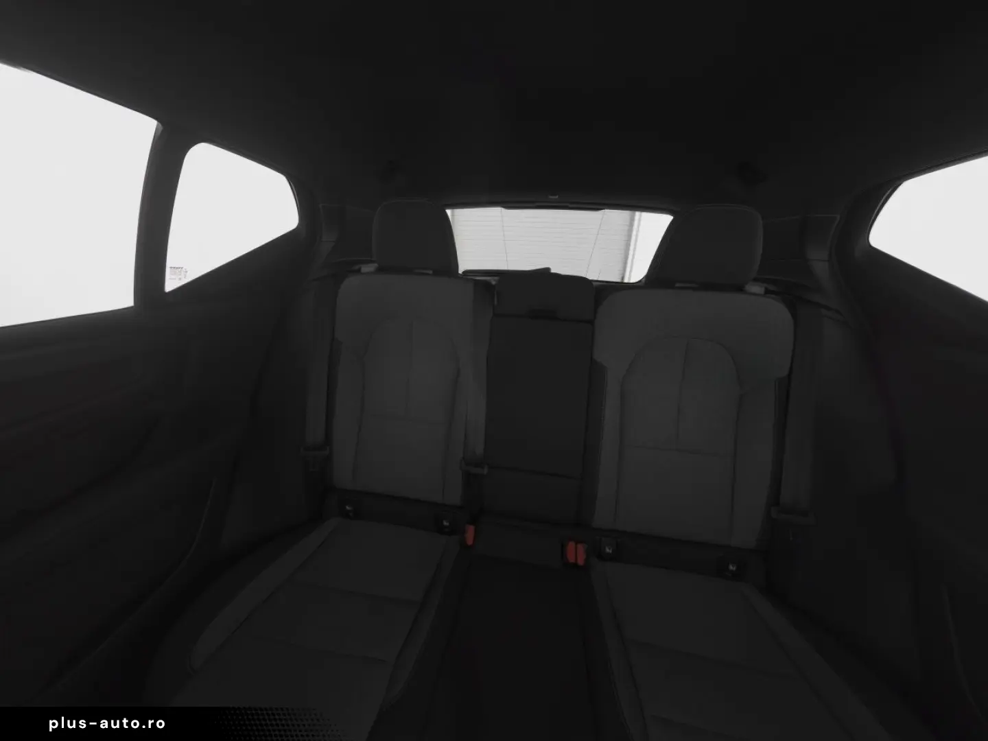 VOLVO XC40 B3 Core FAP LICHTPAK NAVI MET WINTERPAK LM