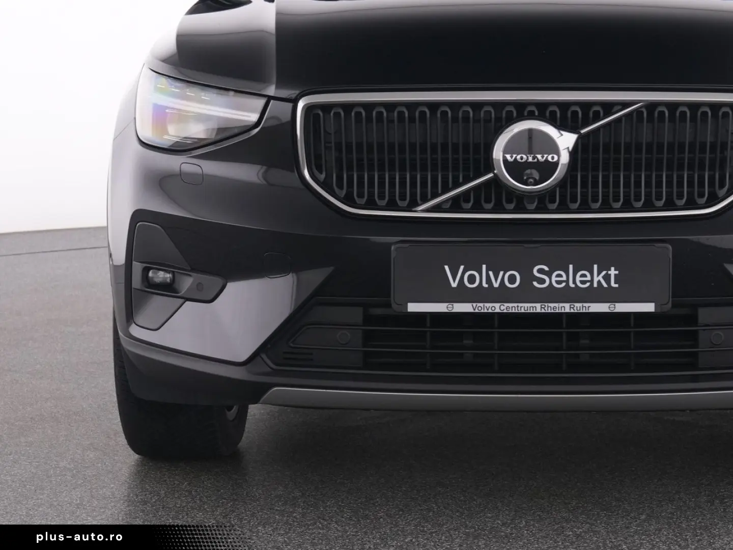 VOLVO XC40 B3 Core FAP LICHTPAK NAVI MET WINTERPAK LM