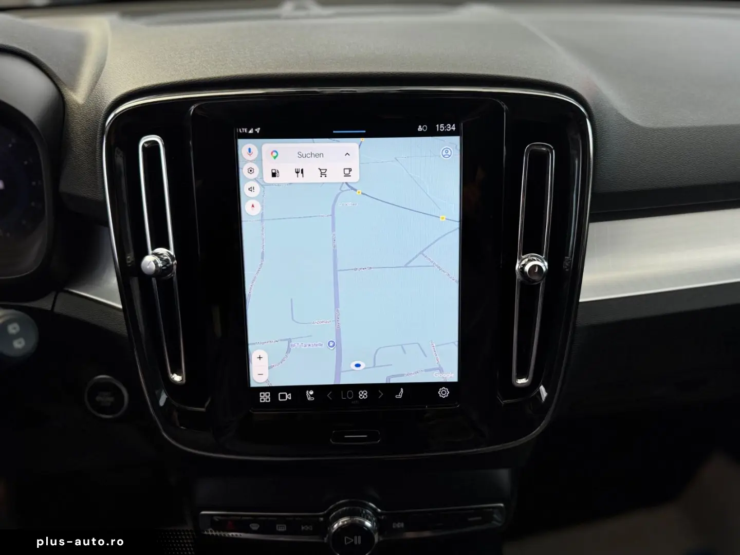 VOLVO XC40 Plus Dark 2WD LED 360 KAM AHK NAVI