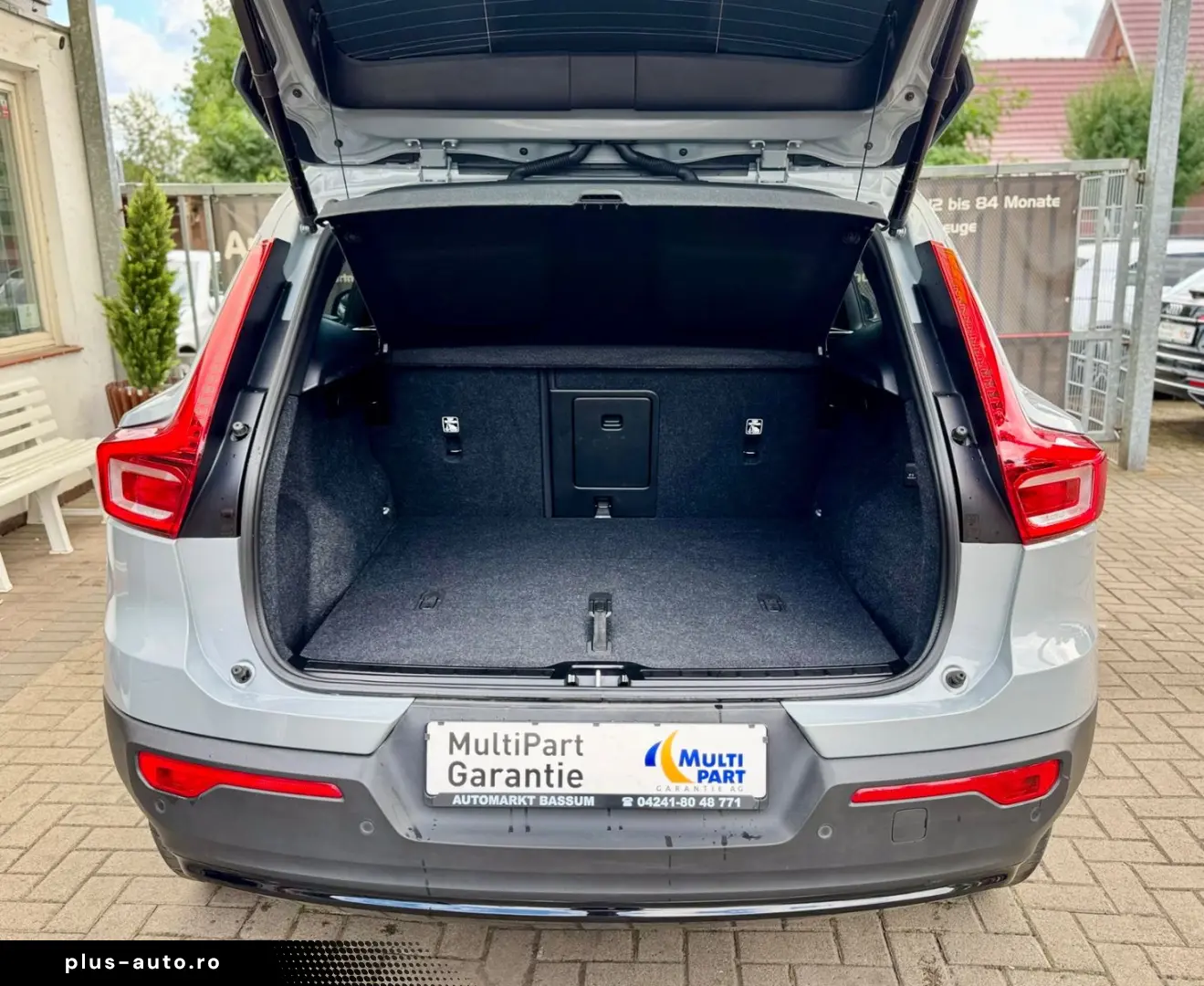 VOLVO XC40 Plus Dark 2WD LED 360 KAM AHK NAVI