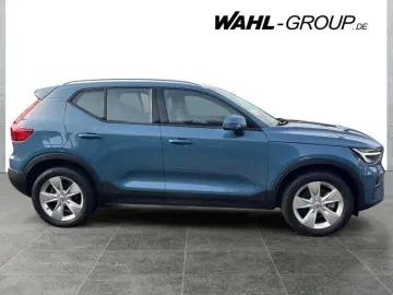 VOLVO XC40 Core 2WD