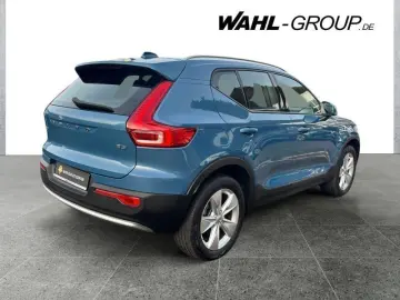 VOLVO XC40 Core 2WD