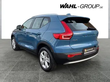 VOLVO XC40 Core 2WD