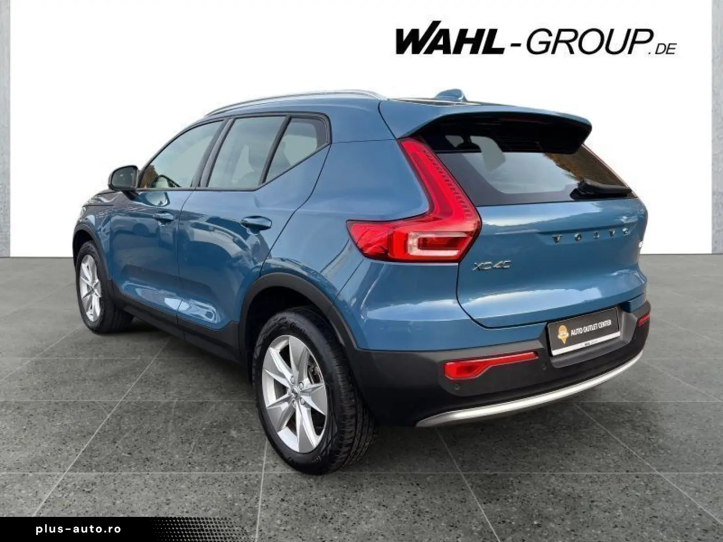 VOLVO XC40 Core 2WD