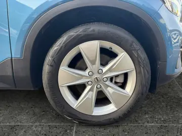 VOLVO XC40 Core 2WD
