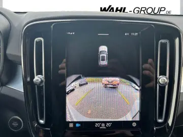 VOLVO XC40 Core 2WD