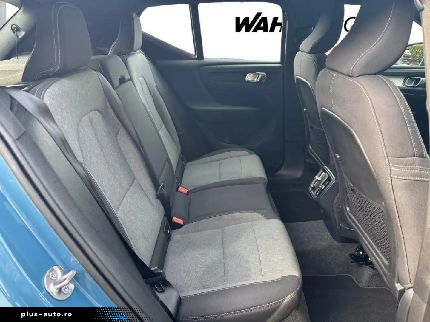 VOLVO XC40 Core 2WD