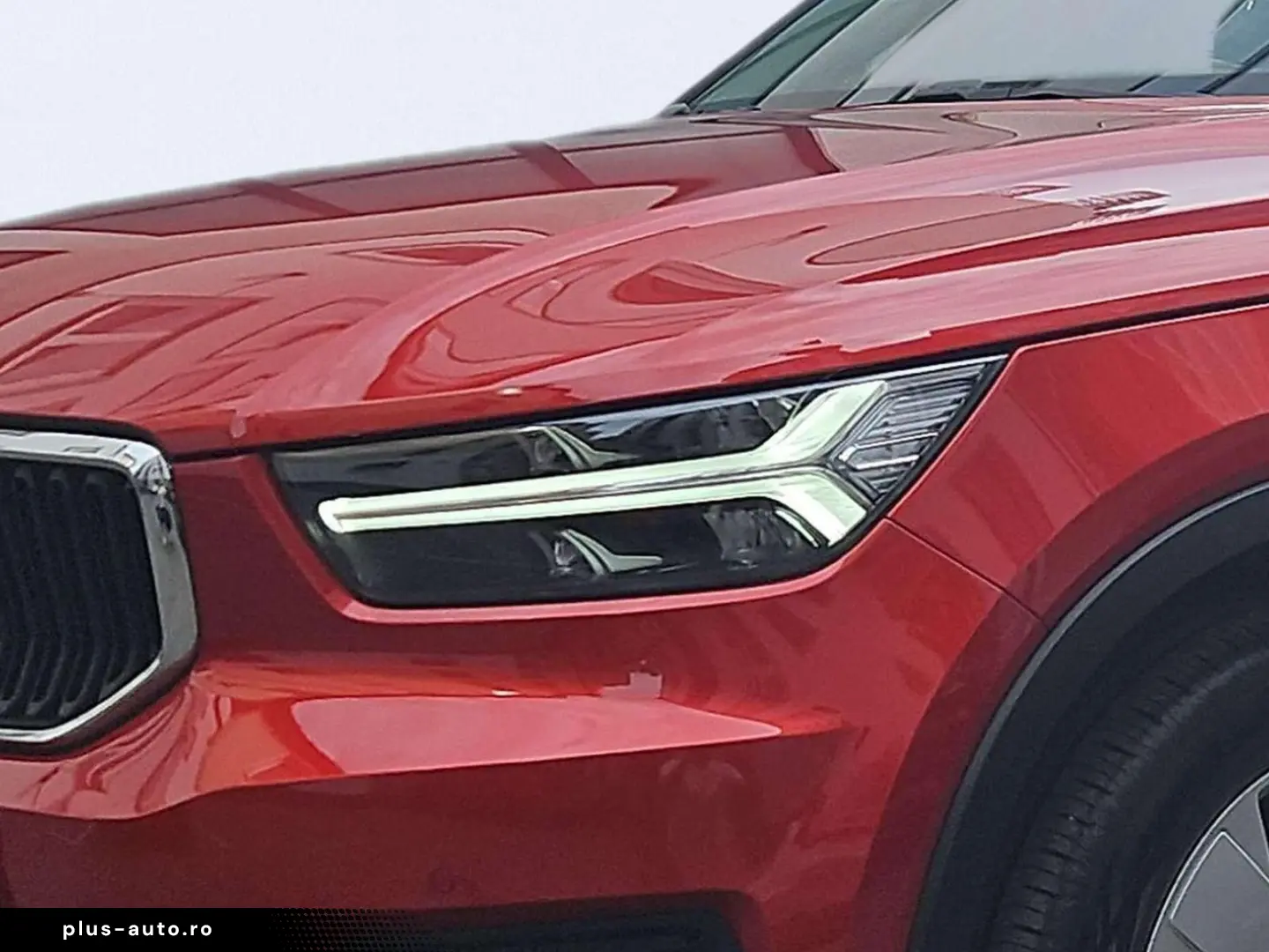 VOLVO XC40 Momentum Pro 2WD