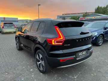 VOLVO XC40 T3 Momentum Pro Aut ACC Kamera Voll-LED AHK