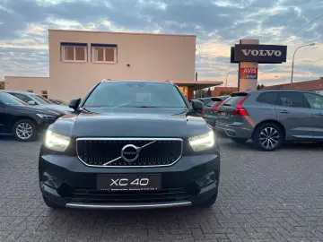 VOLVO XC40 T3 Momentum Pro Aut ACC Kamera Voll-LED AHK