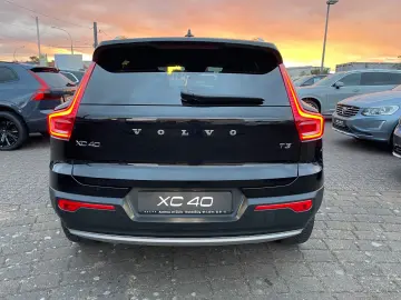 VOLVO XC40 T3 Momentum Pro Aut ACC Kamera Voll-LED AHK