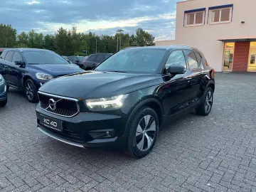 VOLVO XC40 T3 Momentum Pro Aut ACC Kamera Voll-LED AHK