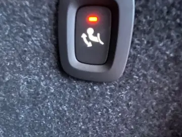 VOLVO XC40 T3 Momentum Pro Aut ACC Kamera Voll-LED AHK